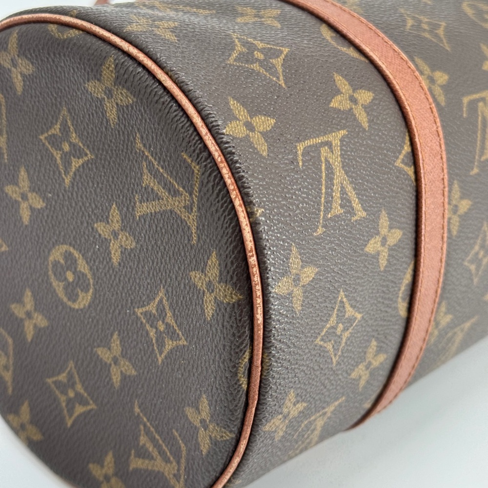 Louis Vuitton Papillon 30 Handbag in Brown Monogram Coated Canvas - Picture 9 of 11